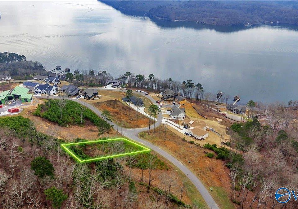 1st image of 77 Creek Cir