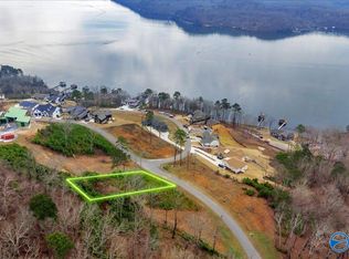 77 Creek Cir, Guntersville, AL 35976