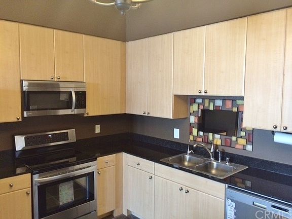 2nd image of 488 E Ocean Blvd Unit 815