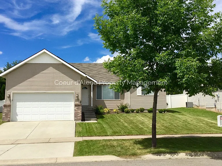 2863 N Shooting Star St — Photo 1