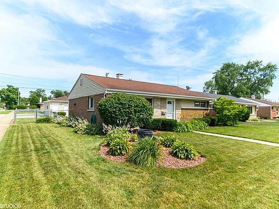 2nd image of 17303 Greenbay Ave