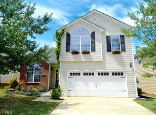 24 Churchill Park Dr, Newnan, GA 30263