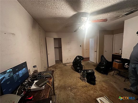 5th image of 1808 Moonlight Dr
