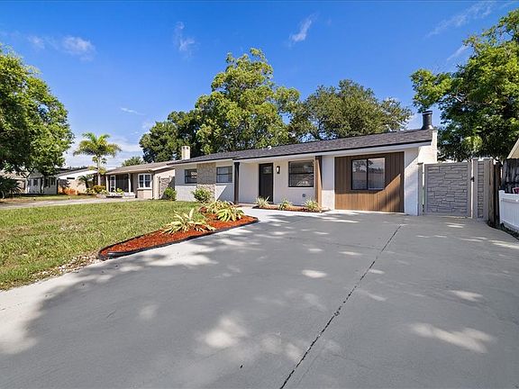 3rd image of 8231 82ND AVENUE