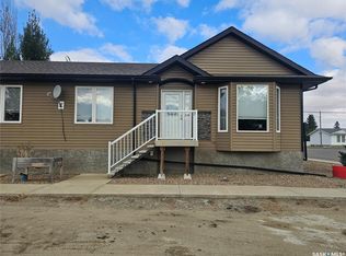 280 2nd Ave W #2, Unity, SK S0K4L0