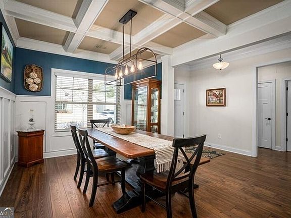 4th image of 641 Haven Way