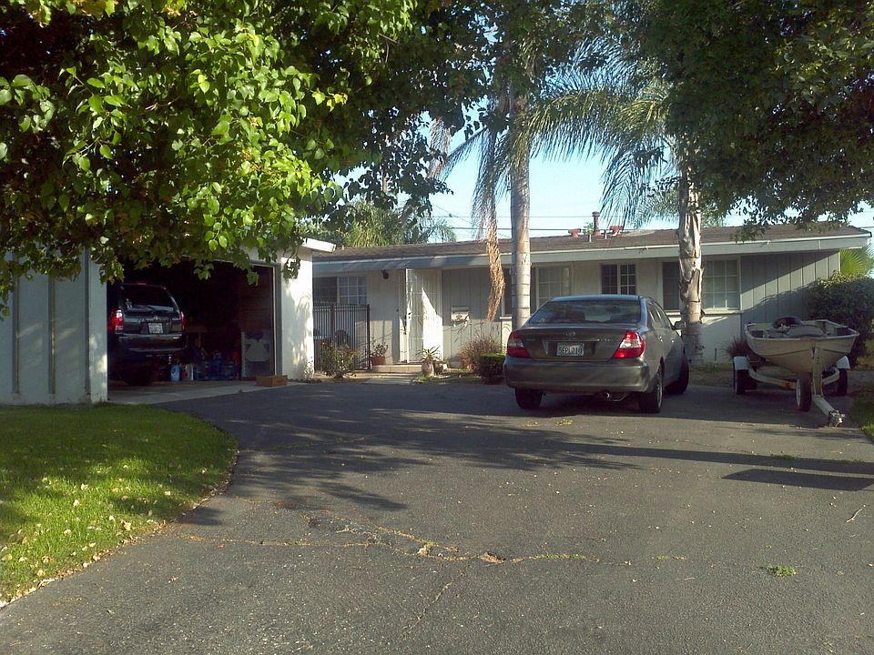 1st image of 610 Helensburg St