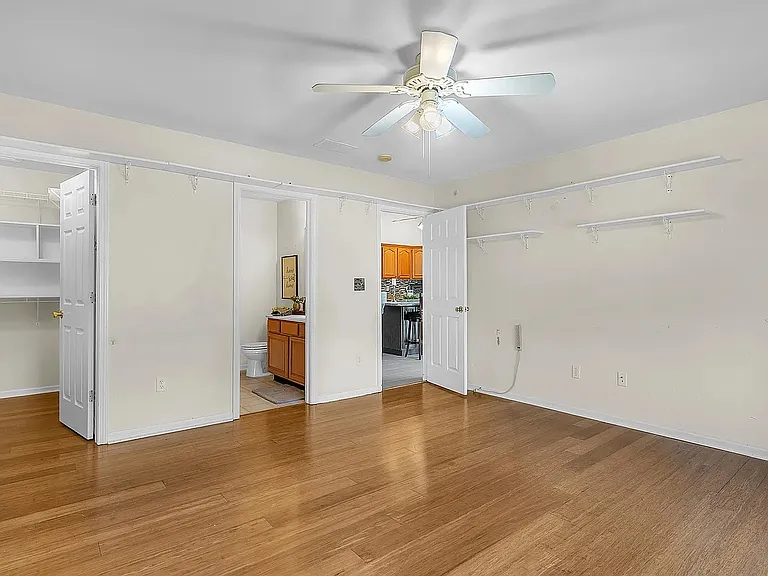 1742 Dogwood Dr — Photo 2