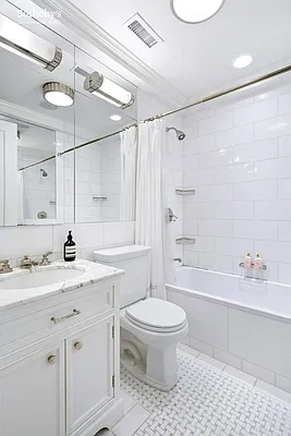 Rented by Sotheby's International Realty | media 13