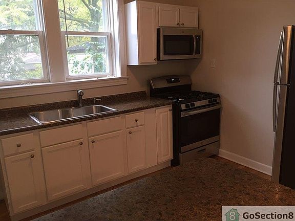 4th image of 6259 W Wabansia Ave APT 1W