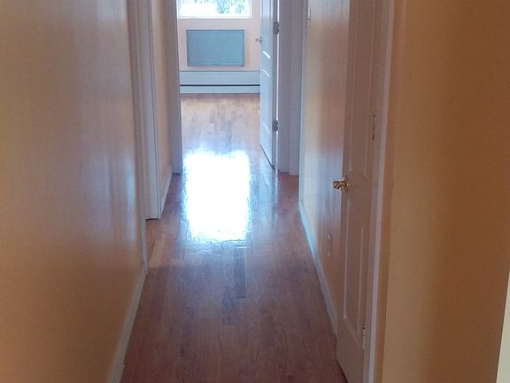5th image of 3012 Laurel Avenue #2