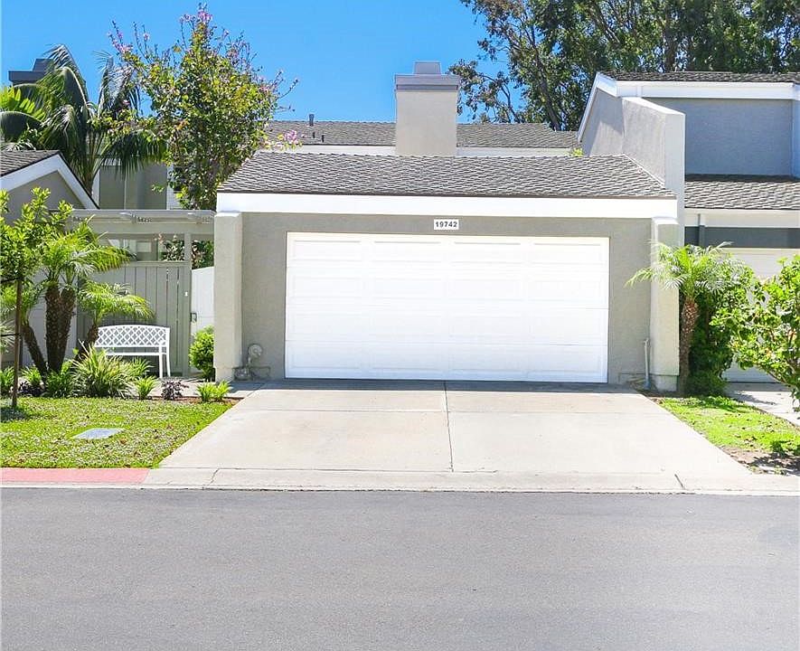 1st image of 19742 Oceanaire Cir