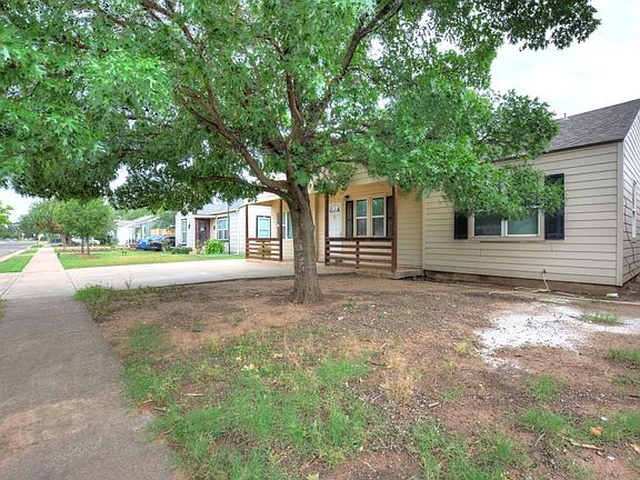 2nd image of 2420 26th St