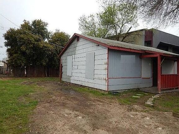 4th image of 3916 Winters St #2414-N