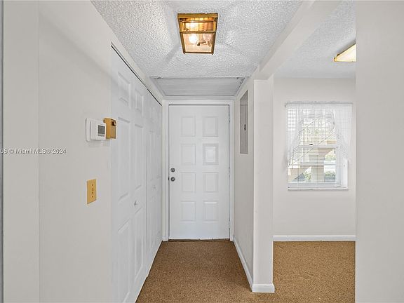 4th image of 5510 Lakeside Dr APT 102