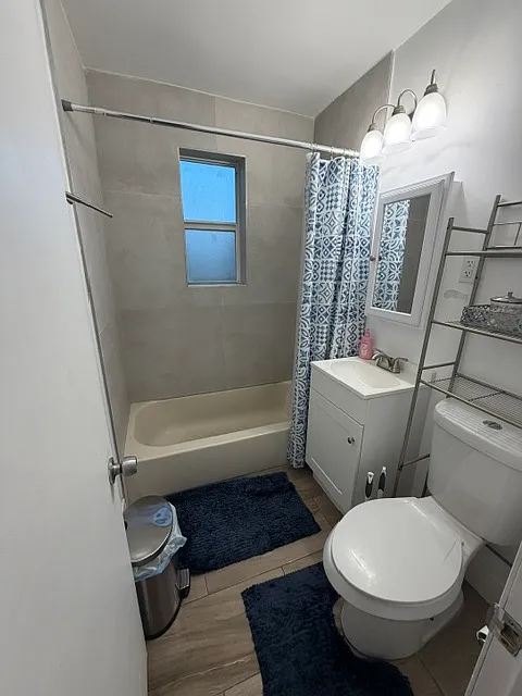 2BR Apartment | Water Included | Minutes to Downtown & Health District — Photo 2