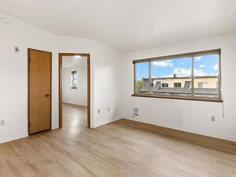 Maplewood Apartments One Month Free! — Photo 27