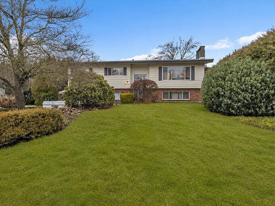 1st image of 46573 Elgin Dr
