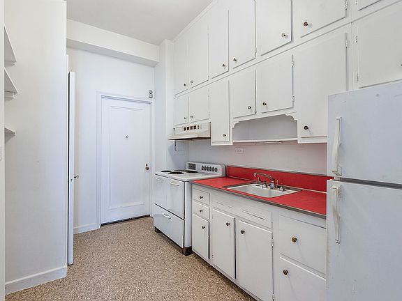 4th image of 470 Park Ave APT 4A
