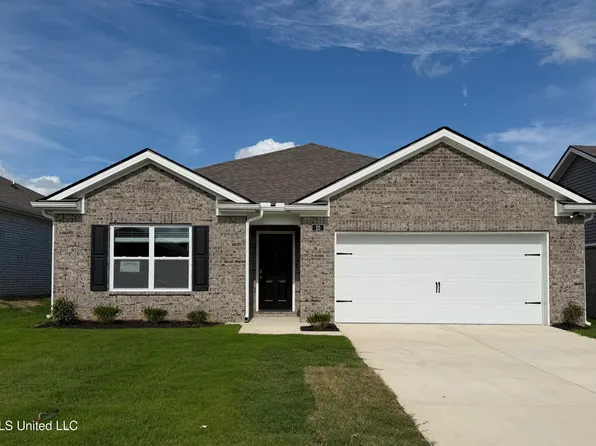 99 Pine St, Byhalia, MS 38611