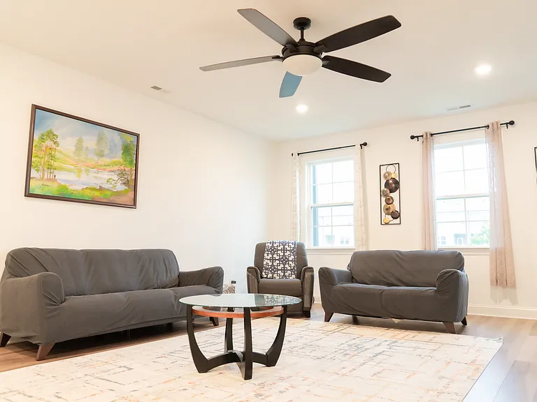 604 Amaranth Dr — Photo 13