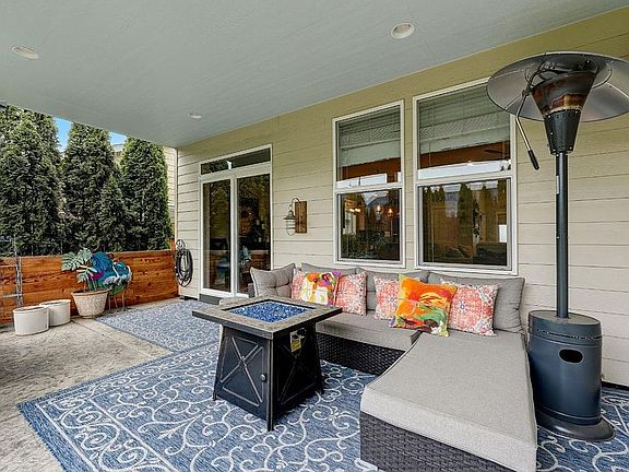 5th image of 9805 NE 140th Ct