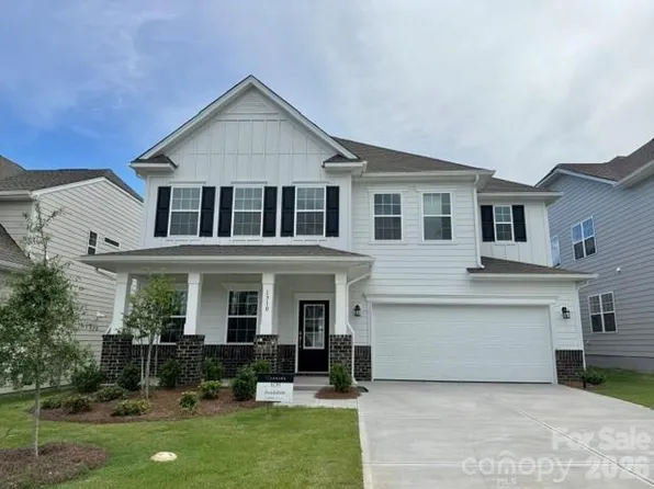 1310 Swift Ln #104, Belmont, NC 28012