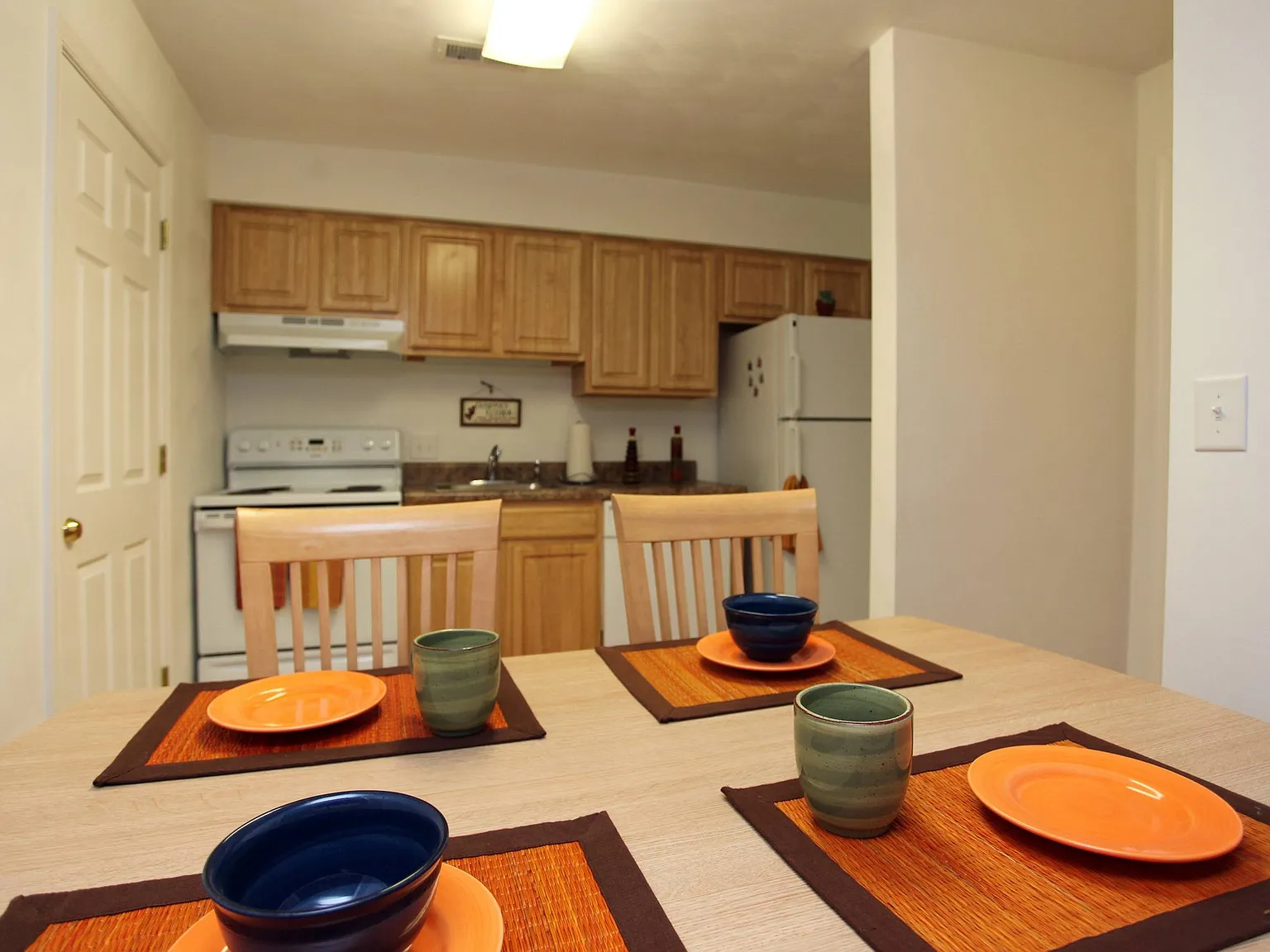 West Creek Manor — Photo 1
