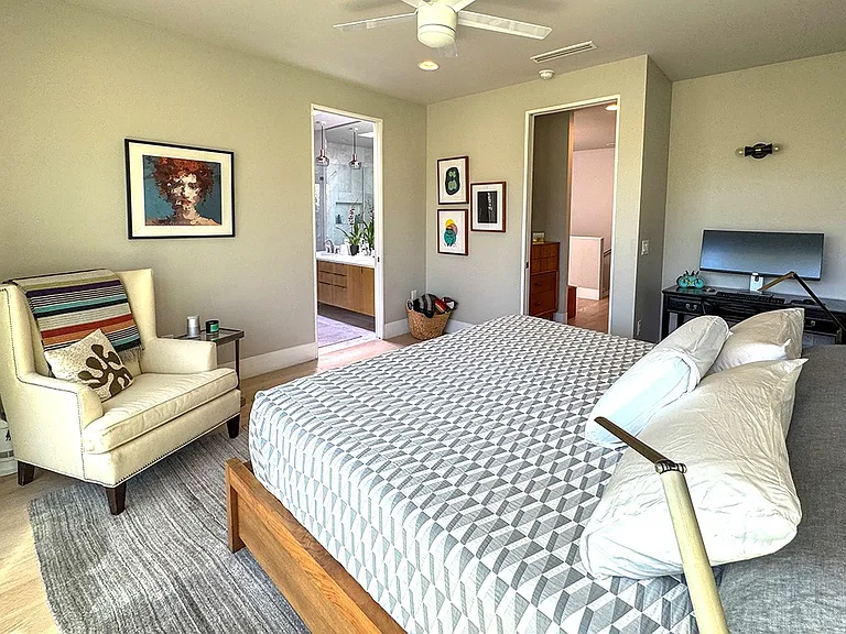 1327 Bonham Ter #D — Photo 25
