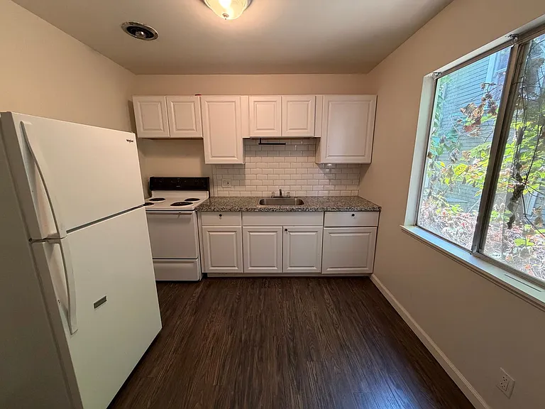 2615 D St #DT-2 — Photo 3