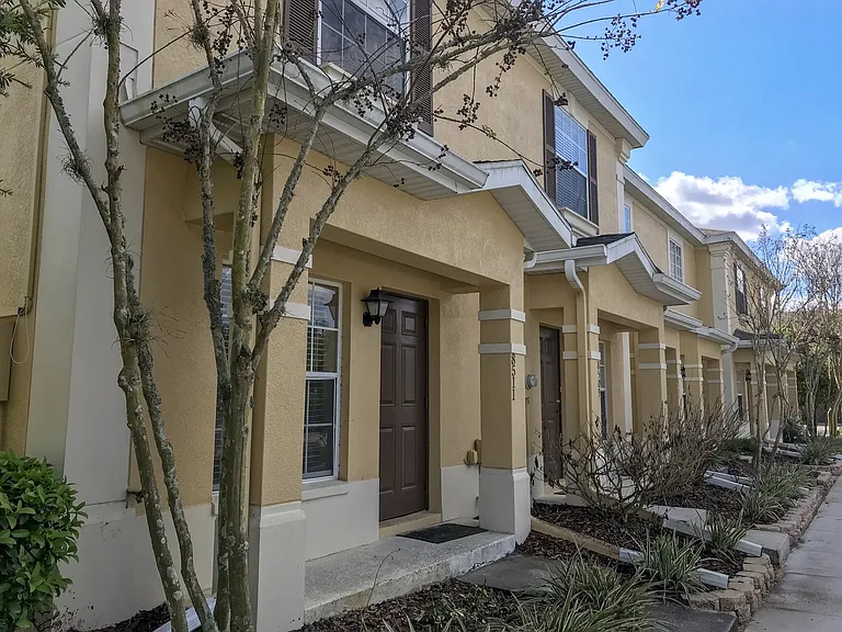 8511 Trail Wind Dr — Photo 1