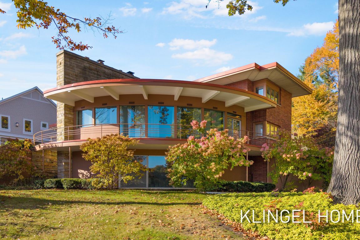 next background image