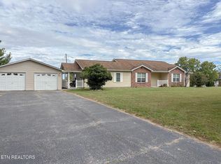 94 Wistarbrook Dr, Crossville, TN 38571