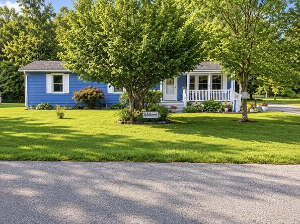 30178 Shoreview Dr, Mechanicsville, MD 20659