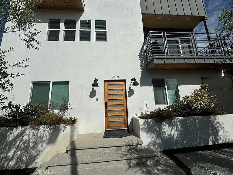 5921 Dauphin St #3 — Photo 11