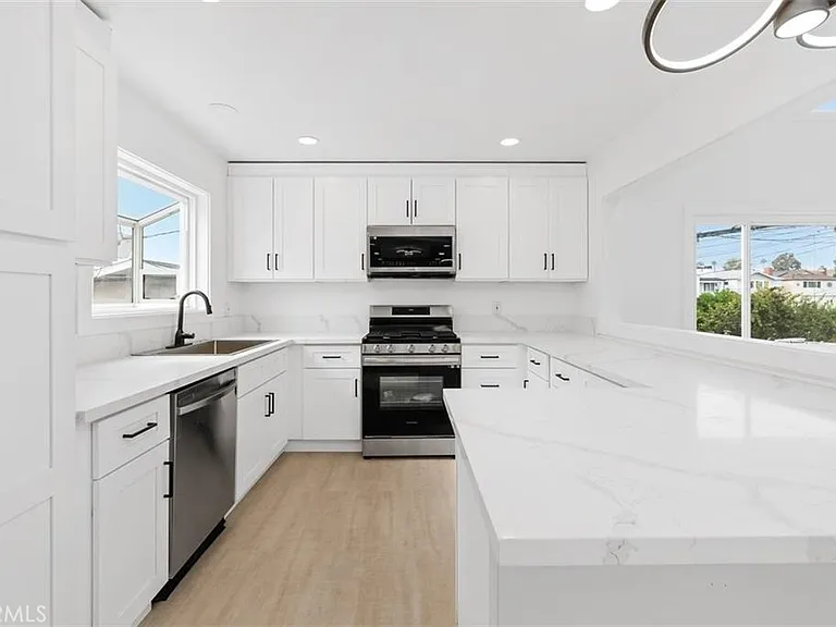 603 Jasmine Ave #1/2 — Photo 5