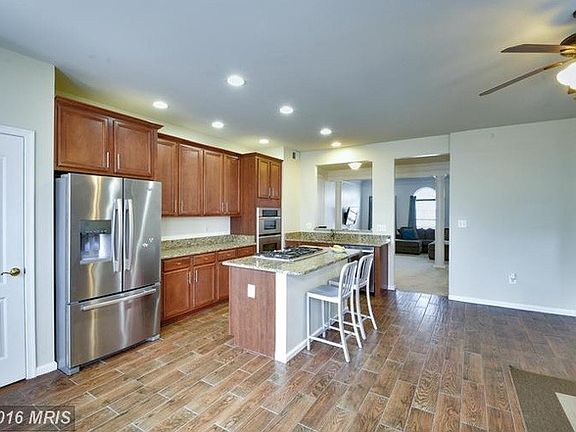 2nd image of 17606 Harpers Ferry Dr