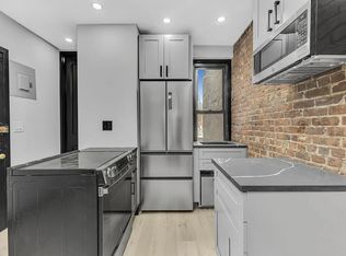438 W 52nd St APT 12E, New York, NY 10019