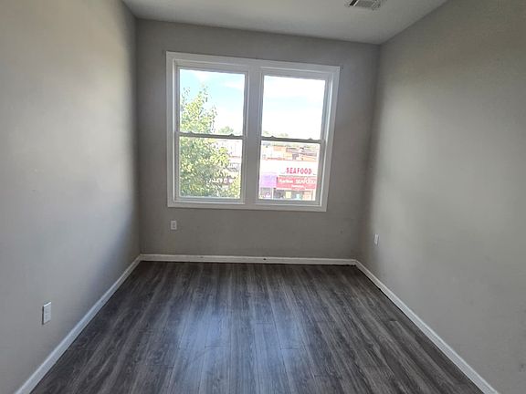 5th image of 887 Springfield Ave APT 3