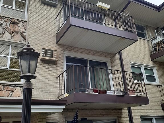 2nd image of 4243 N Kedvale Ave APT 3E