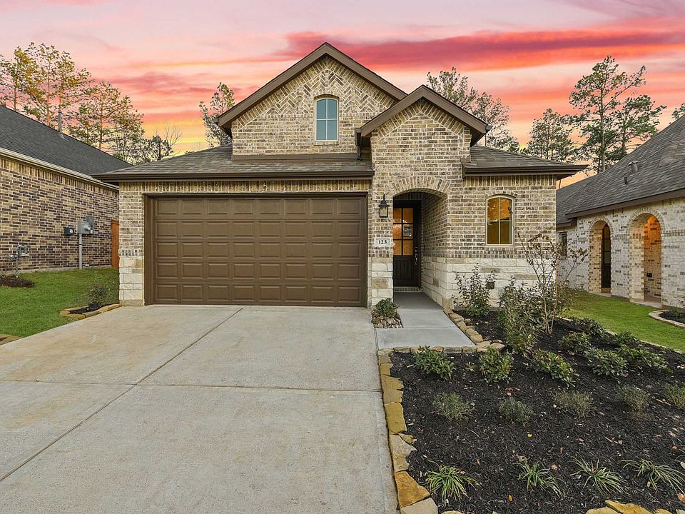 1st image of 123 Lukewood Cir