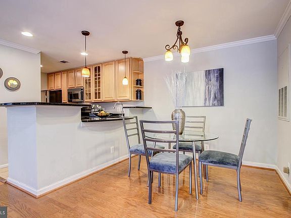 3rd image of 5812 Inman Park Cir APT 120