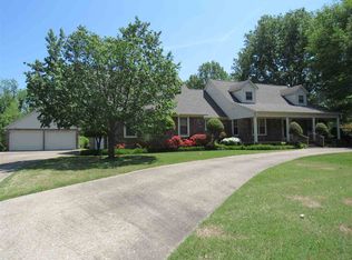1000 Dianne Dr, Dyersburg, TN 38024