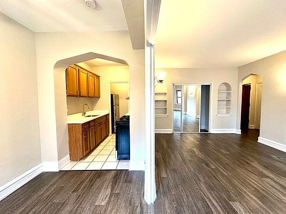 4th image of 1033 W Loyola Ave APT 404