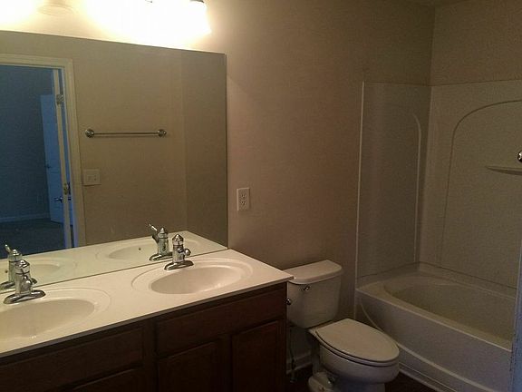 3rd image of 2795 Deerwood Ln SW