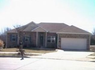 4802 Ruby Oaks Ct, Columbia, MO 65203