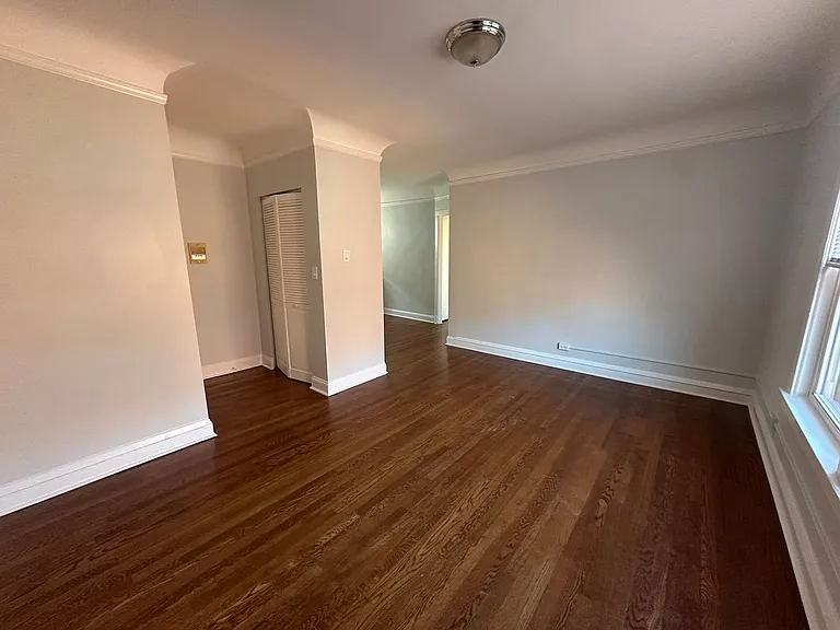 1377 W Greenleaf Ave #3N — Photo 13
