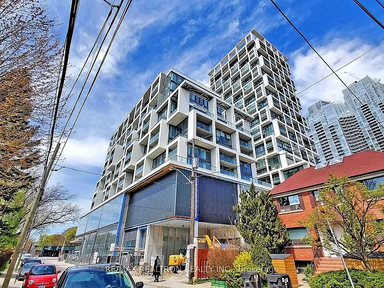 5 Soudan Ave #1628 — Photo 4