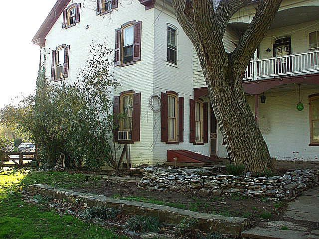 2nd image of 2245 Marietta Ave