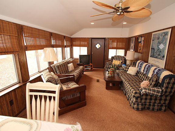 2nd image of 34498 Virginia Dr